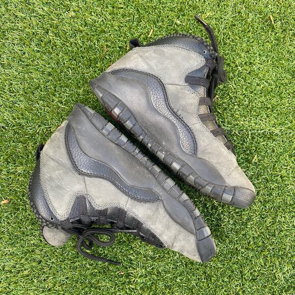 Jordan 10 Retro Dark Shadow 2018 310806-002 - Picture 4 of 6